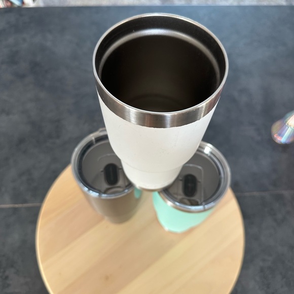 Yeti 30oz Bundle of 3 - Picture 5 of 11